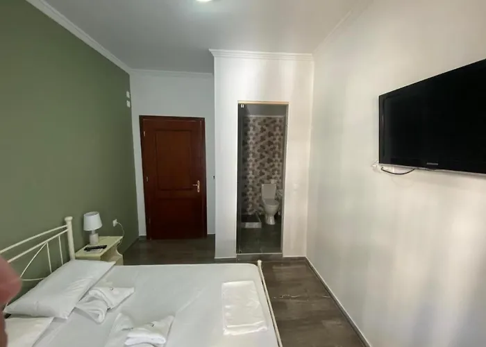 Capsulehotel Casa Kirki *